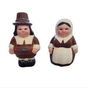 Pilgrim Thanksgiving Salt And Pepper Shakers